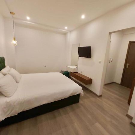Real City Suites Syntagma Athens Exterior photo